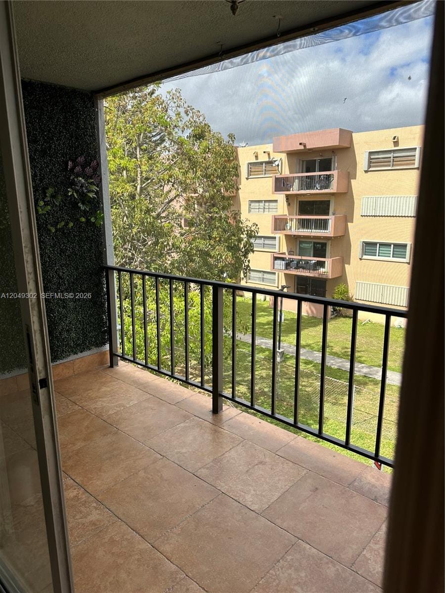 399 NW 72nd Avenue 310, Miami, FL 33126 photo 15