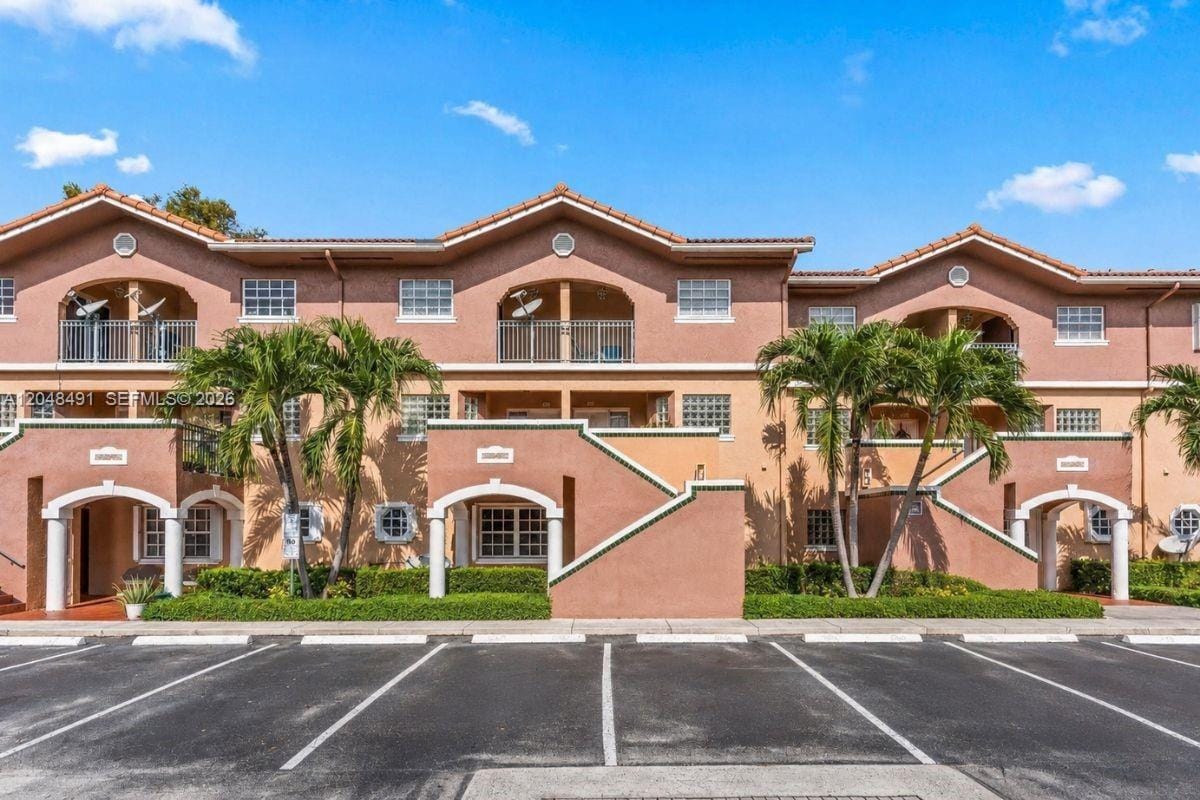 10014 Hammocks Boulevard 204-4, Miami, FL 33196 photo 3
