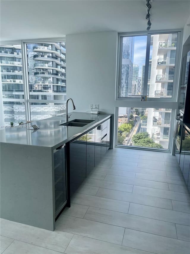 1080 Brickell Avenue 1709, Miami, FL 33131