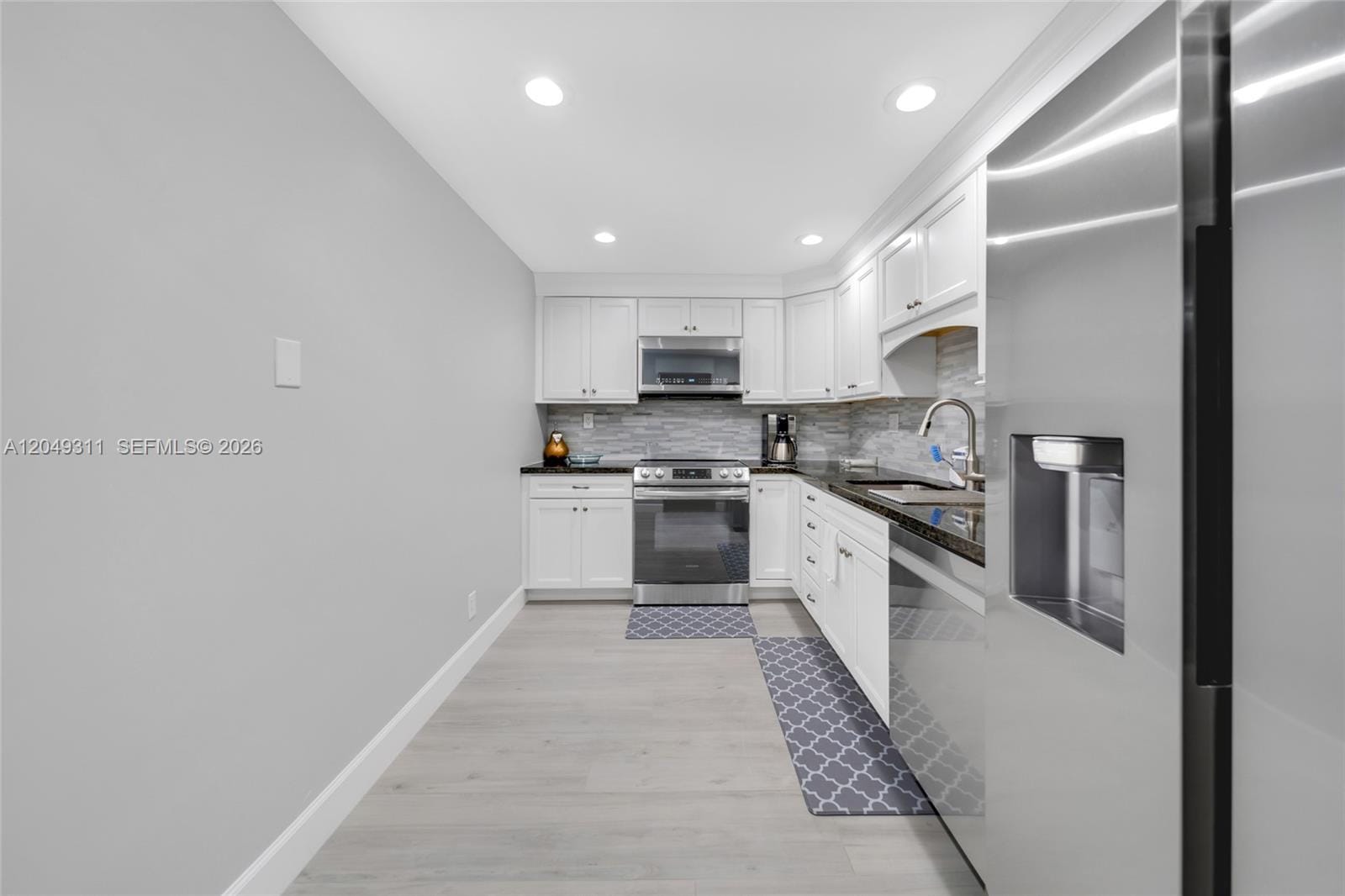 4250 Galt Ocean Drive 1J — photo 6