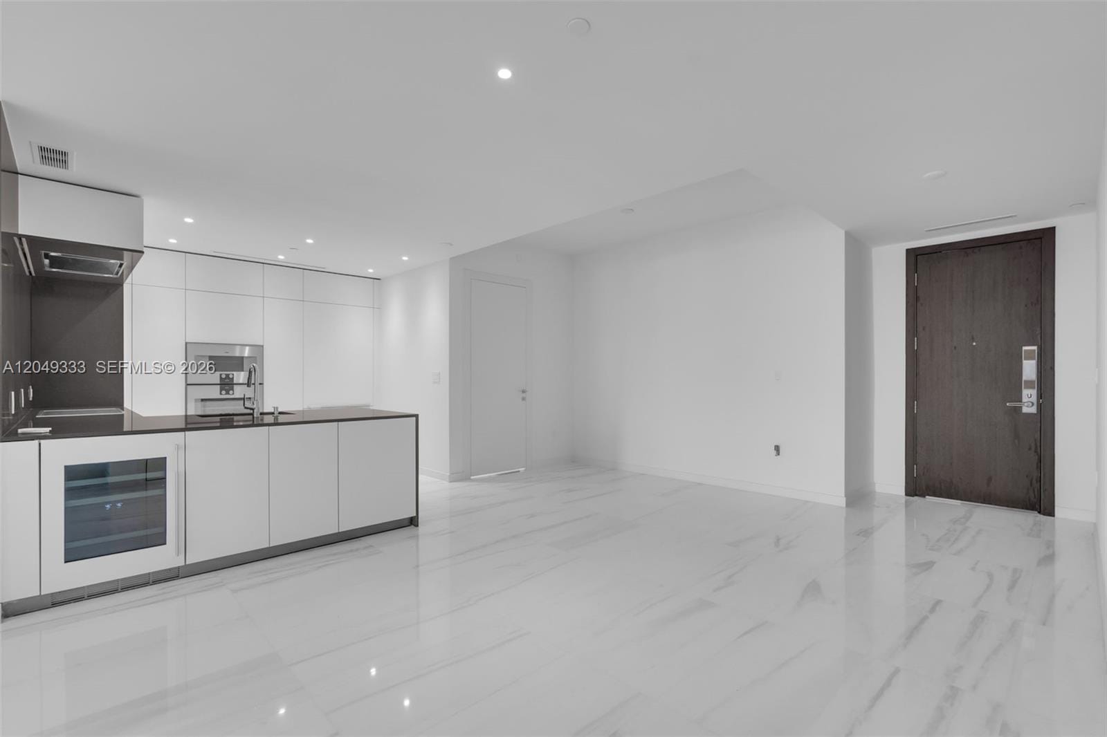 300 Biscayne Boulevard Way 3009W — photo 2