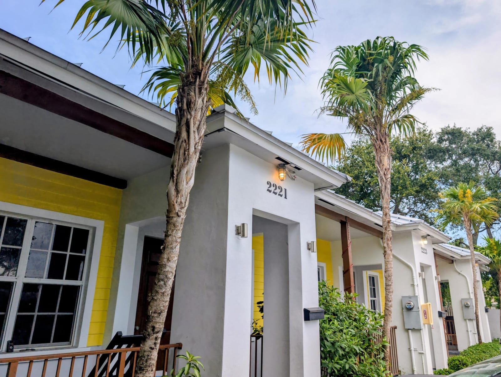 2221 NW 64th Avenue, Sunrise, FL 33313