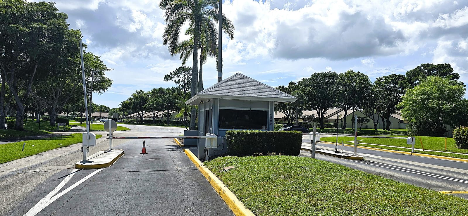 1013 Green Pine Boulevard H2, West Palm Beach, FL 33409 photo 21