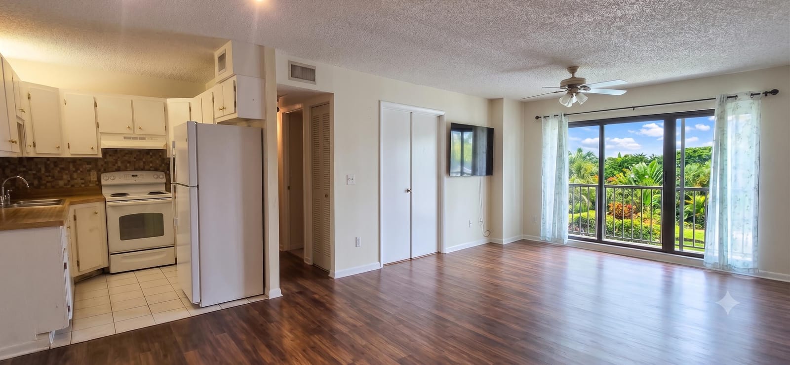 1013 Green Pine Boulevard H2 — photo 7