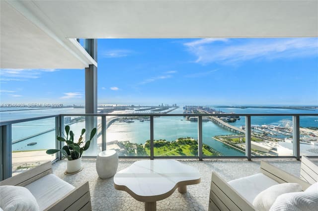 1100 Biscayne Boulevard 5004, Miami, FL 33132
