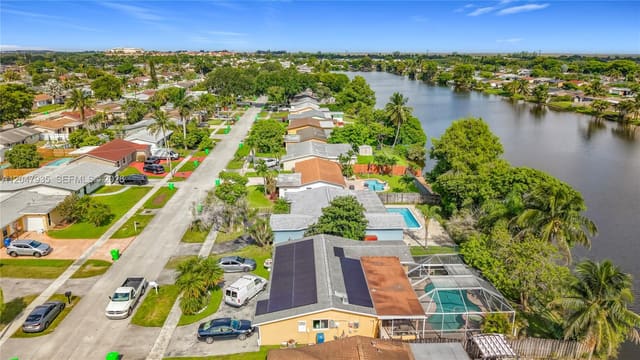 11541 NW 31st Place, Sunrise, FL 33323