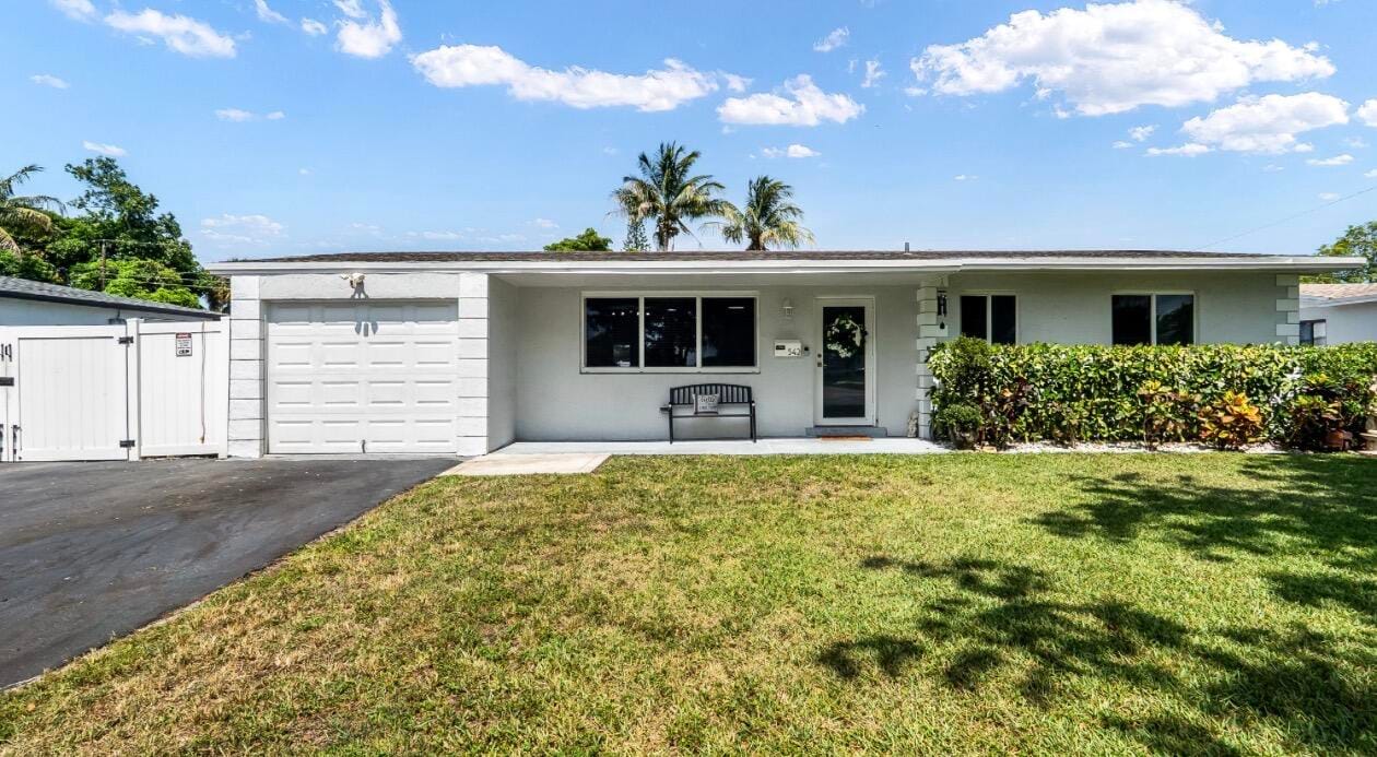 Pending home at 542 NW 47th Avenue, Plantation, FL 33317