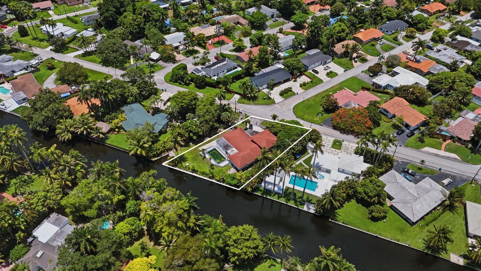 11401 W Biscayne Canal Road — photo 2