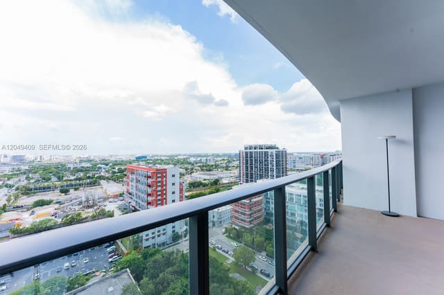 1600 NE 1st Avenue 1814, Miami, FL 33132