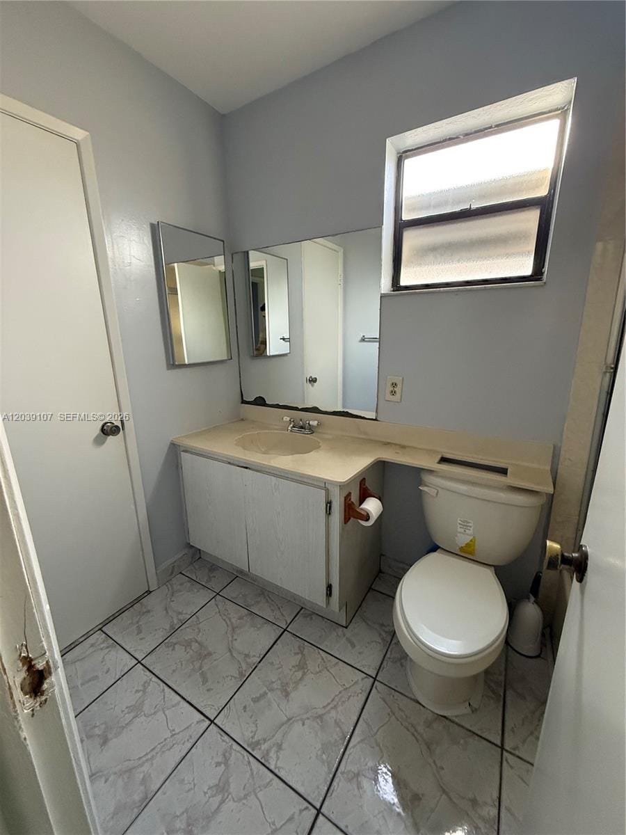9700 NW 6th Lane 9700, Miami, FL 33172 photo 15