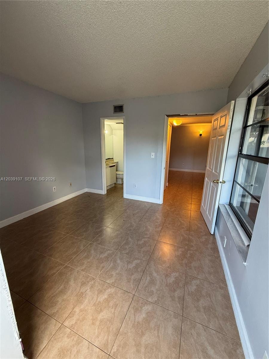9700 NW 6th Lane 9700, Miami, FL 33172 photo 8