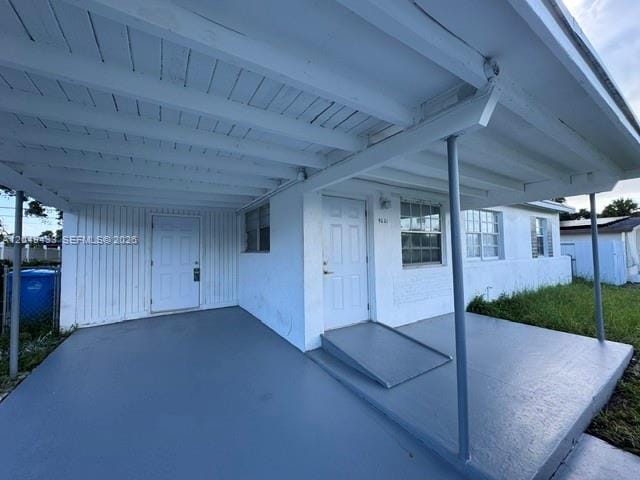 4221 SW 39th Street — photo 2