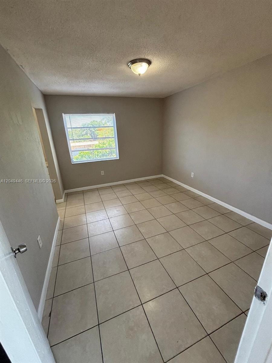 3050 S Dixie Highway 402 — photo 3