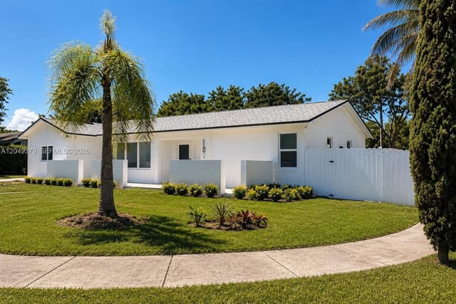 11011 SW 162nd Terrace, Pine Lake Sec Two, Miami, FL