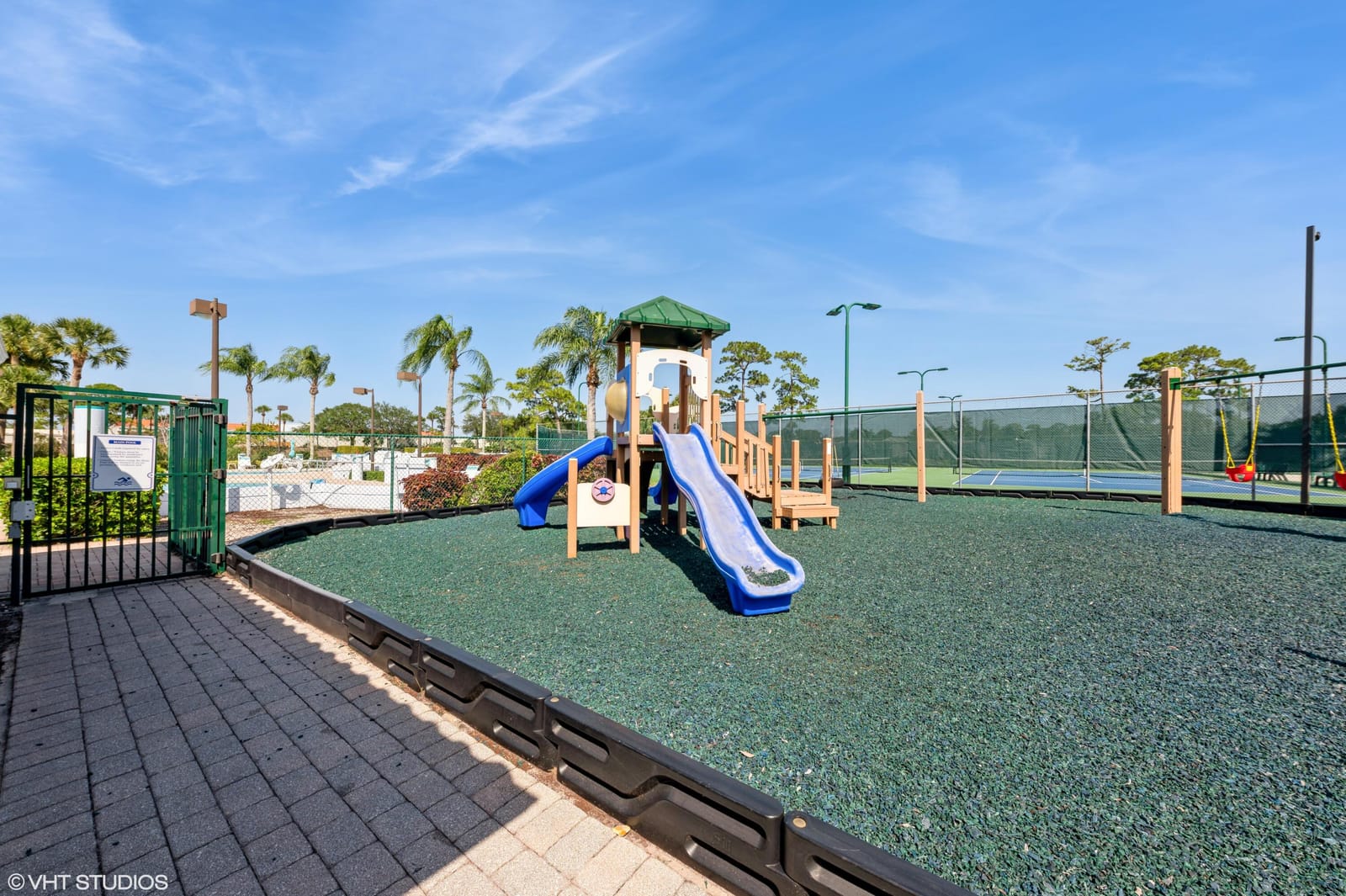 805 Harbour Pointe Way, Greenacres, FL 33413 photo 15