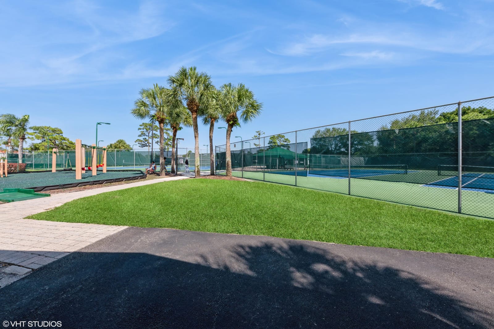805 Harbour Pointe Way, Greenacres, FL 33413 photo 16