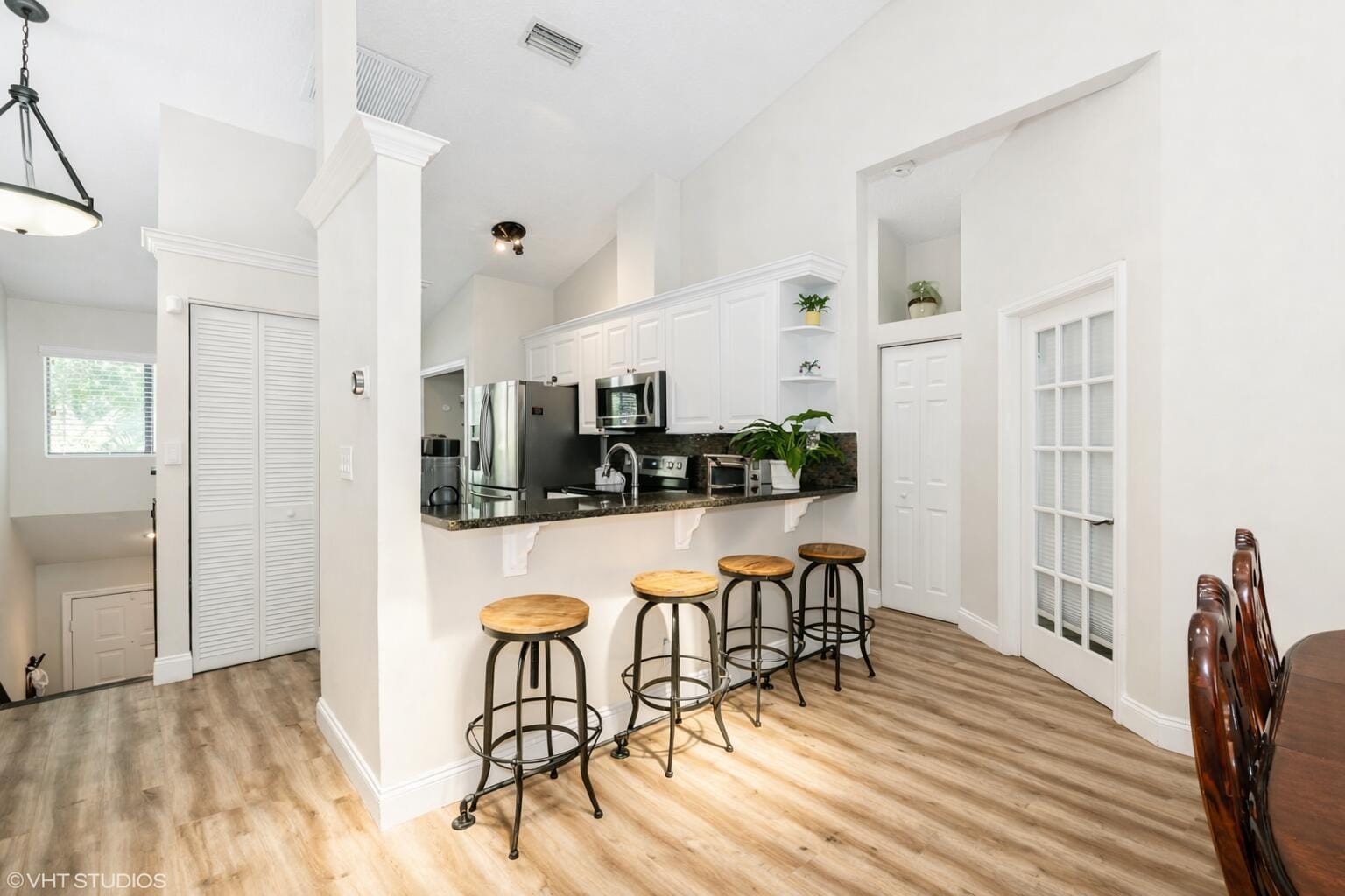805 Harbour Pointe Way — photo 4