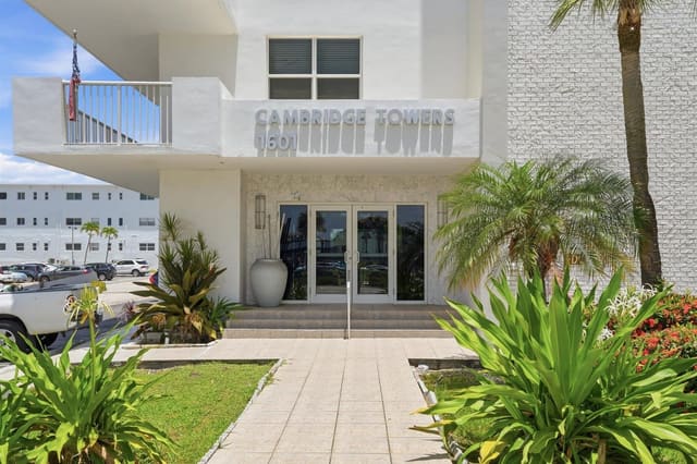 1601 S Ocean Drive 506, Cambridge Towers, Hollywood, FL