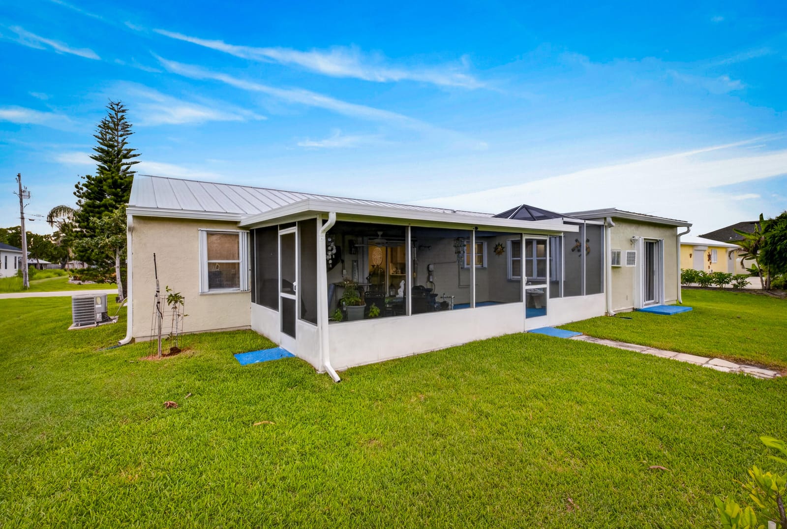 2341 SE West Blackwell Drive, FL 34952 photo 18
