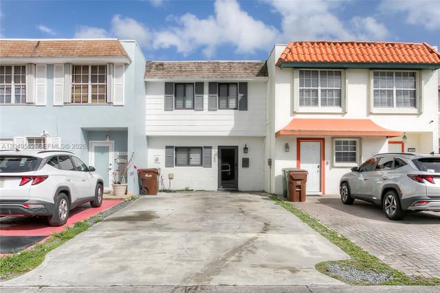 7389 W 18th Avenue 7389, Hialeah, FL 33014