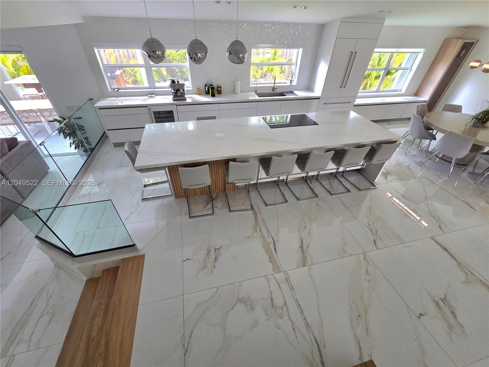 11310 NW 61st Street . — photo 12