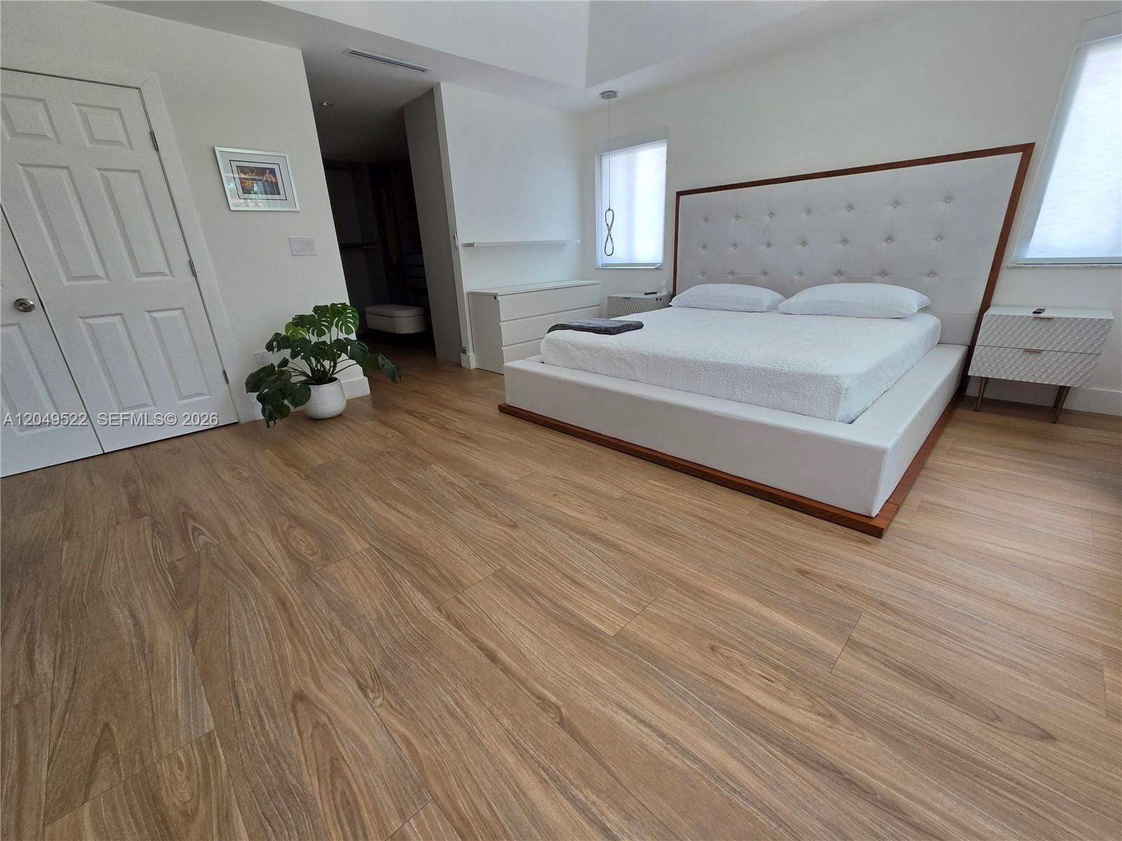 11310 NW 61st Street . — photo 8