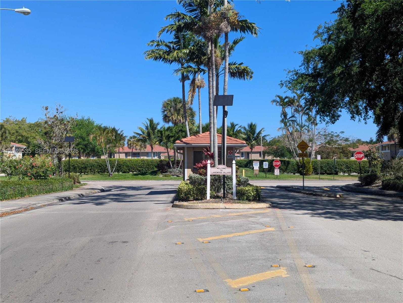 807 Twin Lakes Drive 32-G, Coral Springs, FL 33071 photo 19