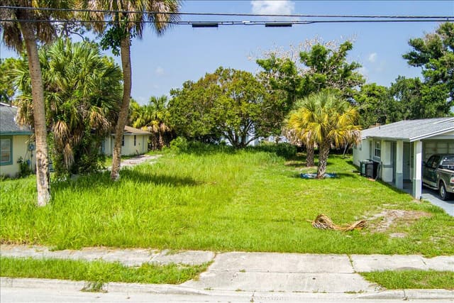 807 N 22nd N Street, sold in Eldorado Subdivision, Fort Pierce, FL