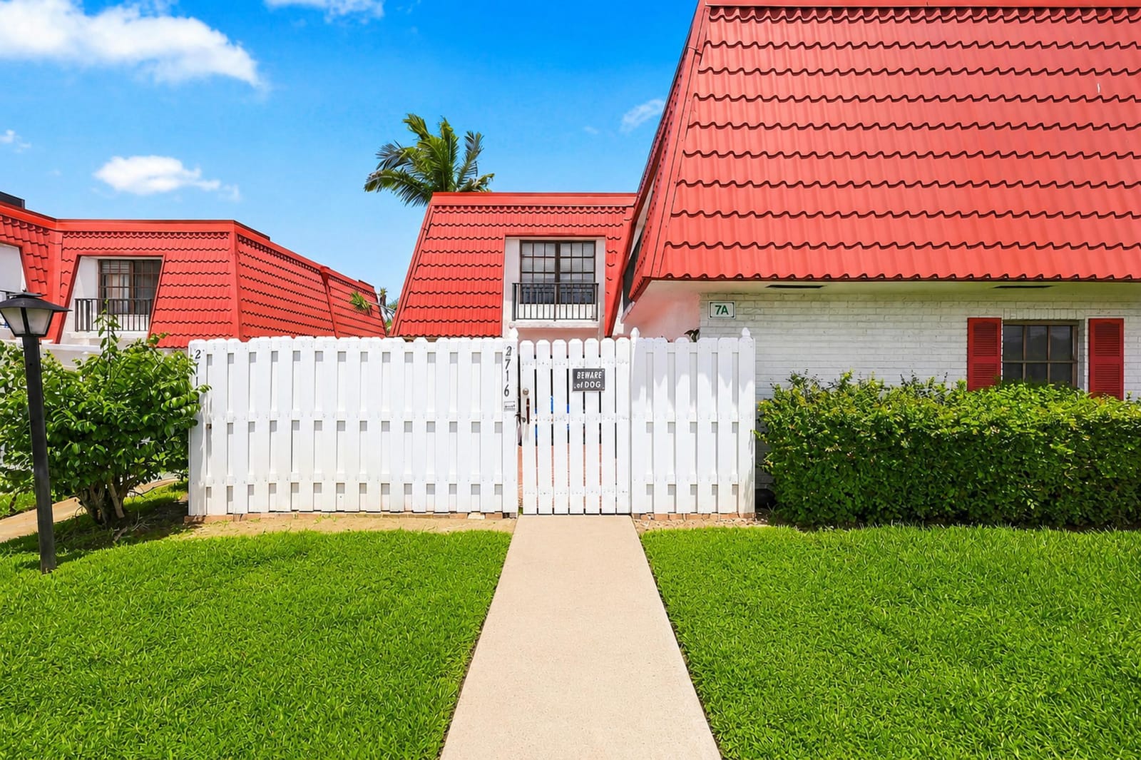 2716 Yale Lane, Boynton Beach, FL 33426