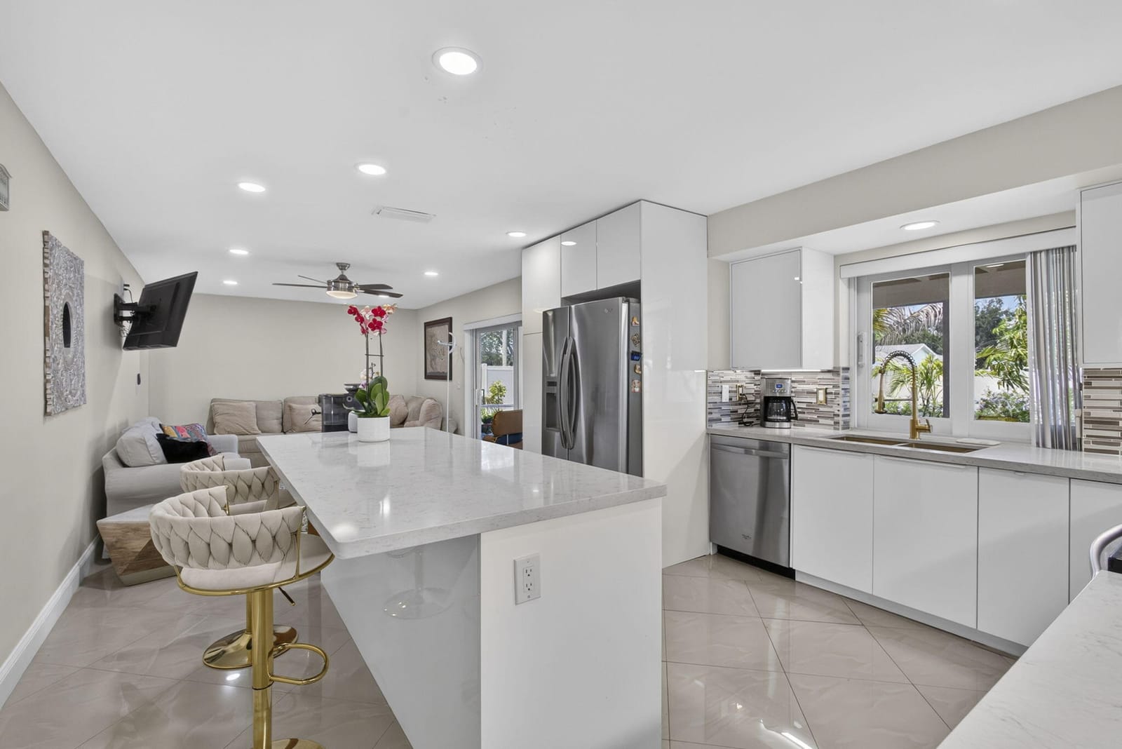 9860 Honeysuckle Avenue, Palm Beach Gardens, FL 33410 photo 21