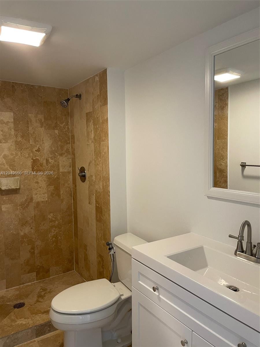 3731 N Country Club Drive 323, Aventura, FL 33180 photo 12