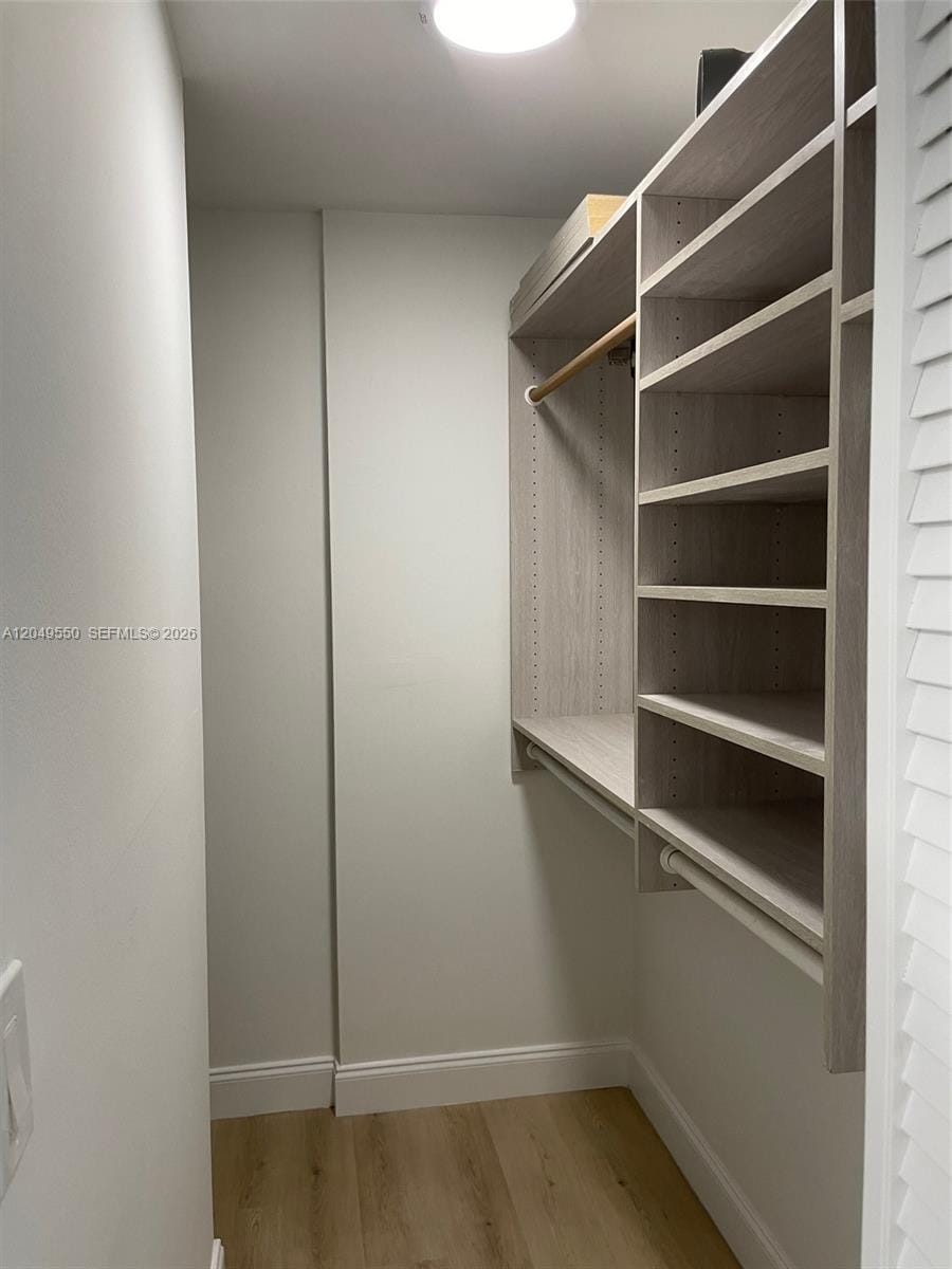 3731 N Country Club Drive 323, Aventura, FL 33180 photo 7