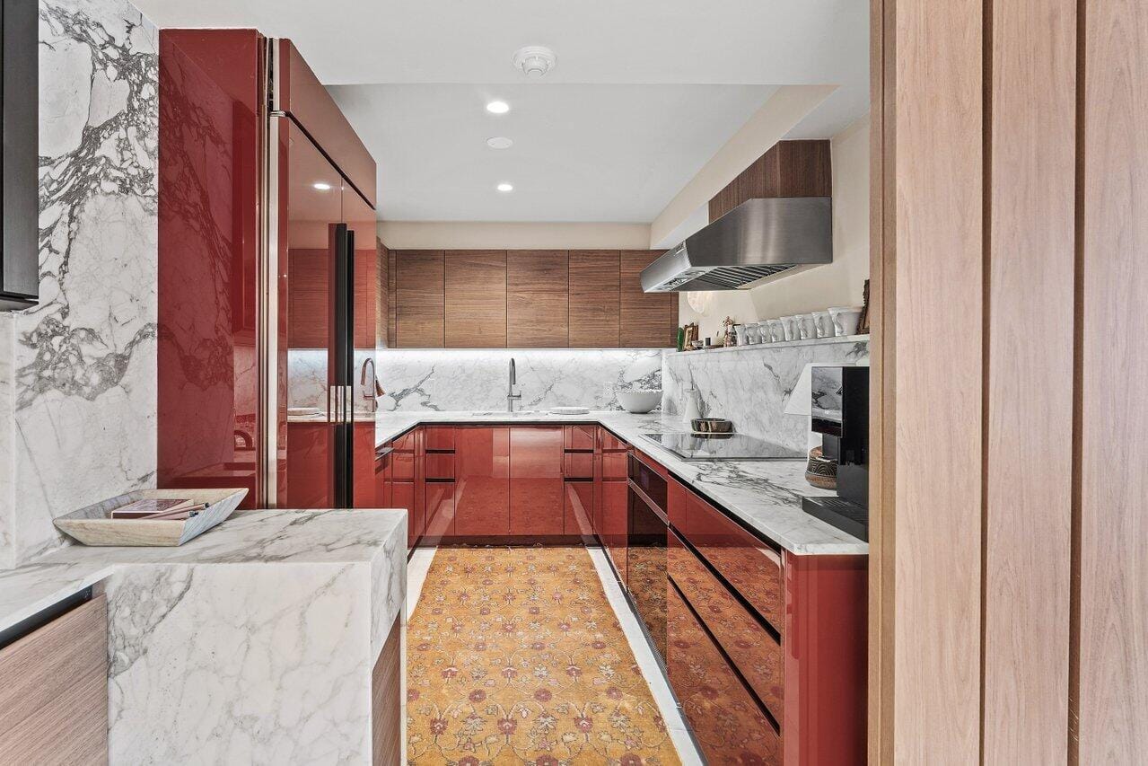 100 Sunrise Avenue 418 — photo 4