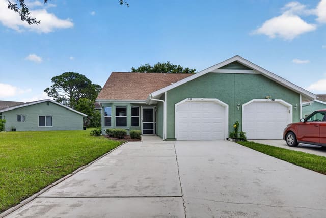 1474 SE Rivergreen Circle, Rivergreen Villas, Port St. Lucie, FL