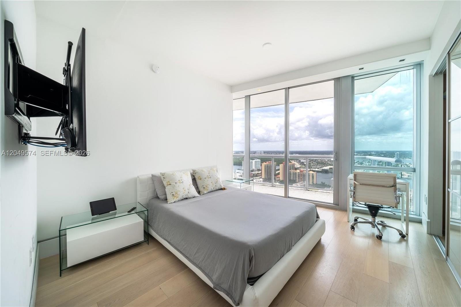17121 Collins Avenue 4208, Sunny Isles Beach, FL 33160 photo 21
