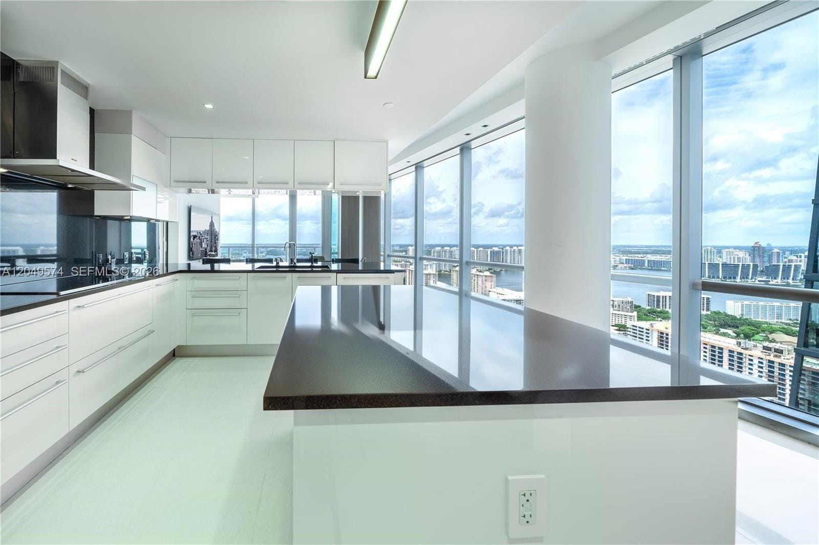 17121 Collins Avenue 4208 — photo 7