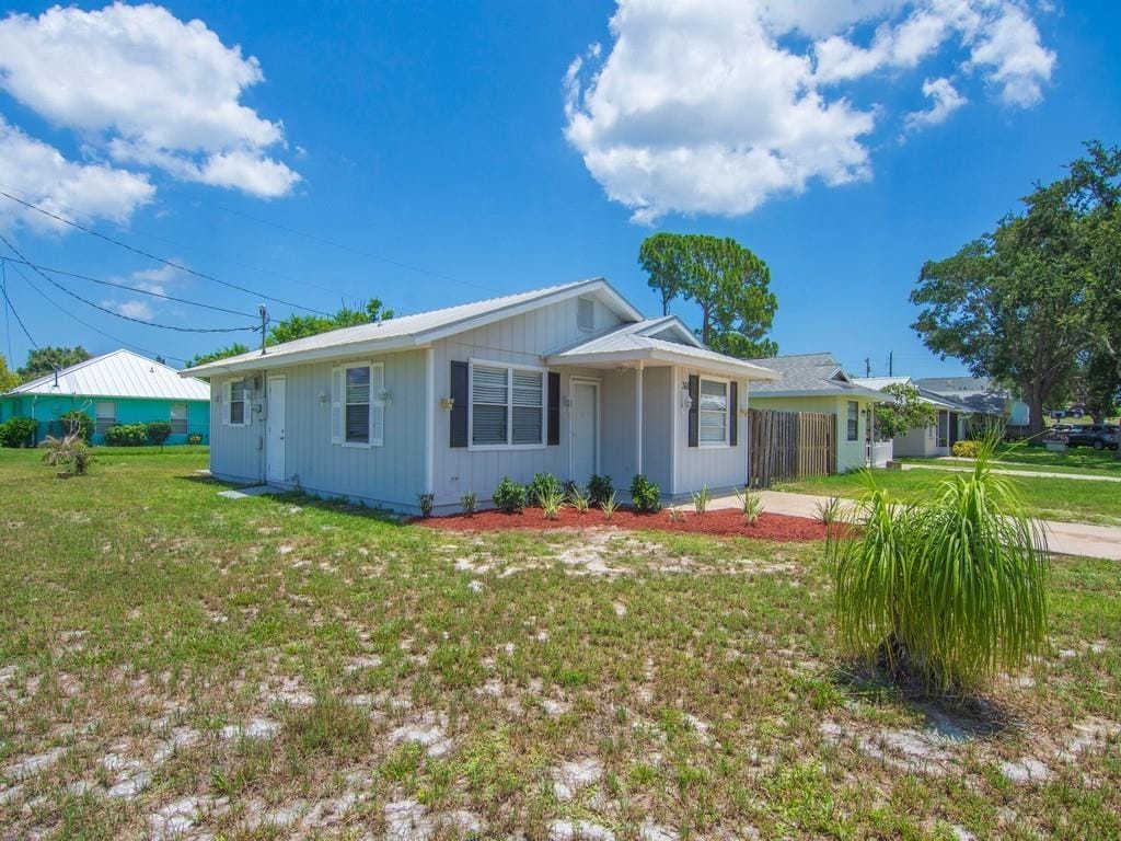 368 14th Place SW, Vero Beach, FL 32962 photo 2