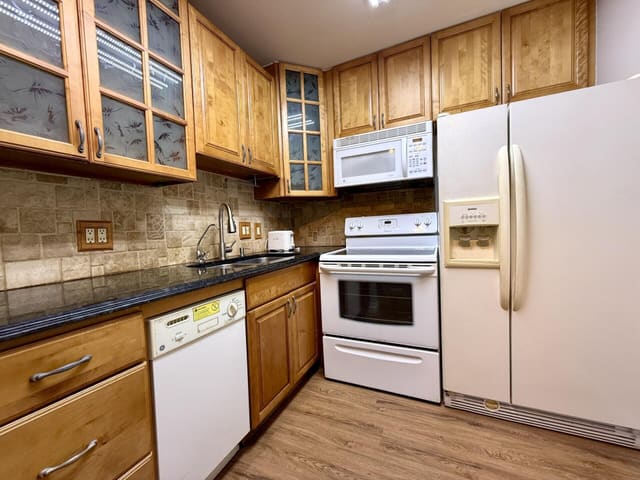 141 Northampton G 141, West Palm Beach, FL 33417