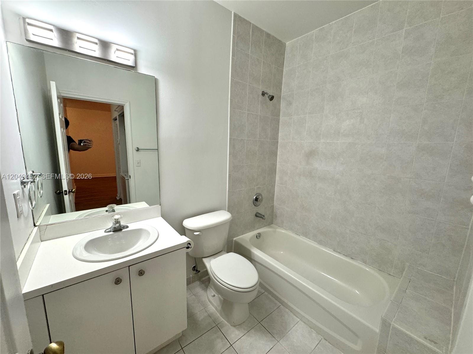 2728 NE 3rd Court 206, Homestead, FL 33033 photo 14