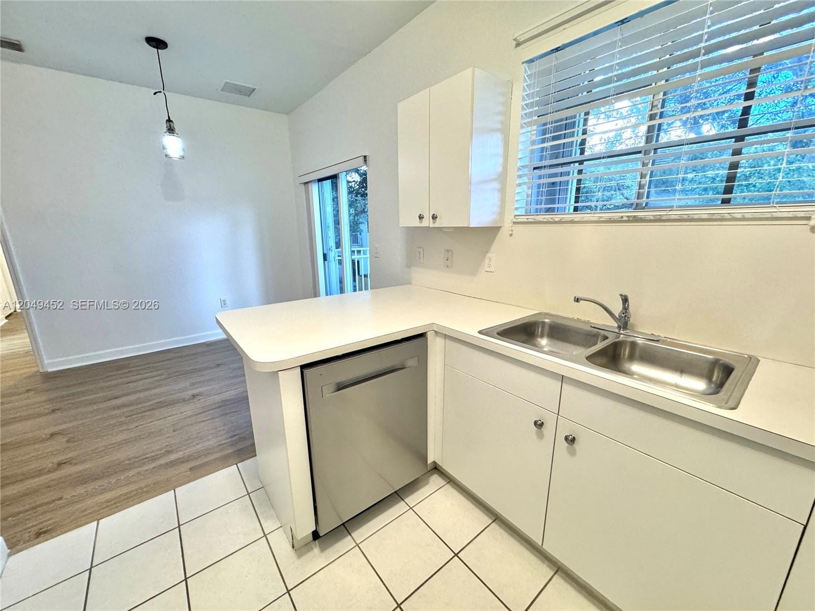 2728 NE 3rd Court 206, Homestead, FL 33033 photo 8