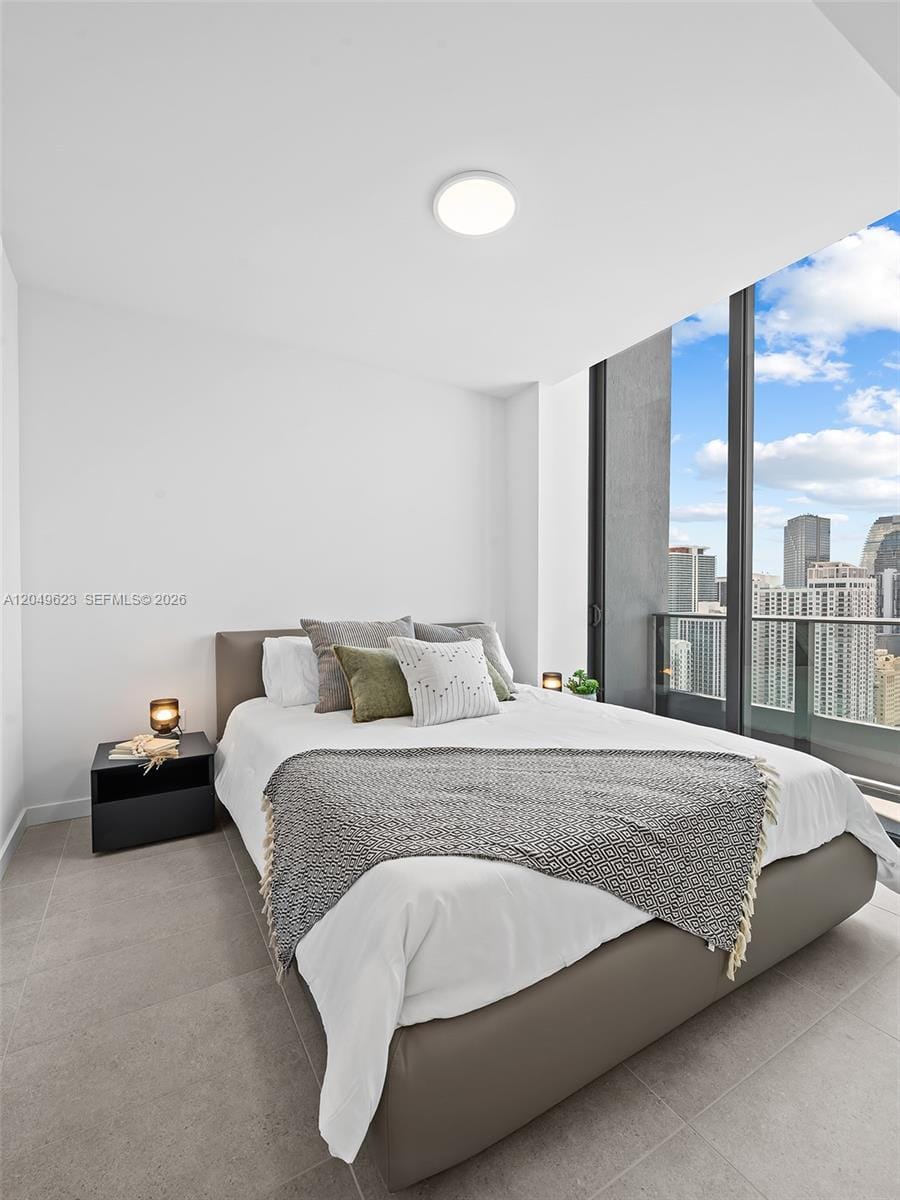 121 NE 5th Street 3703, Miami, FL 33132 photo 8