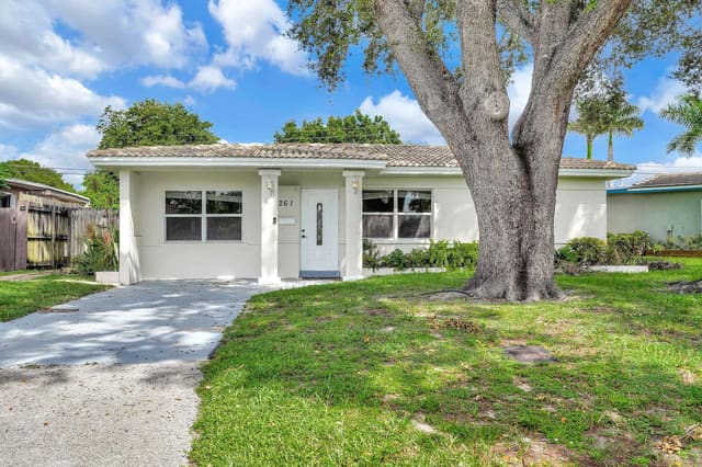 261 NE 45th Street, Oakland Park, FL 33334