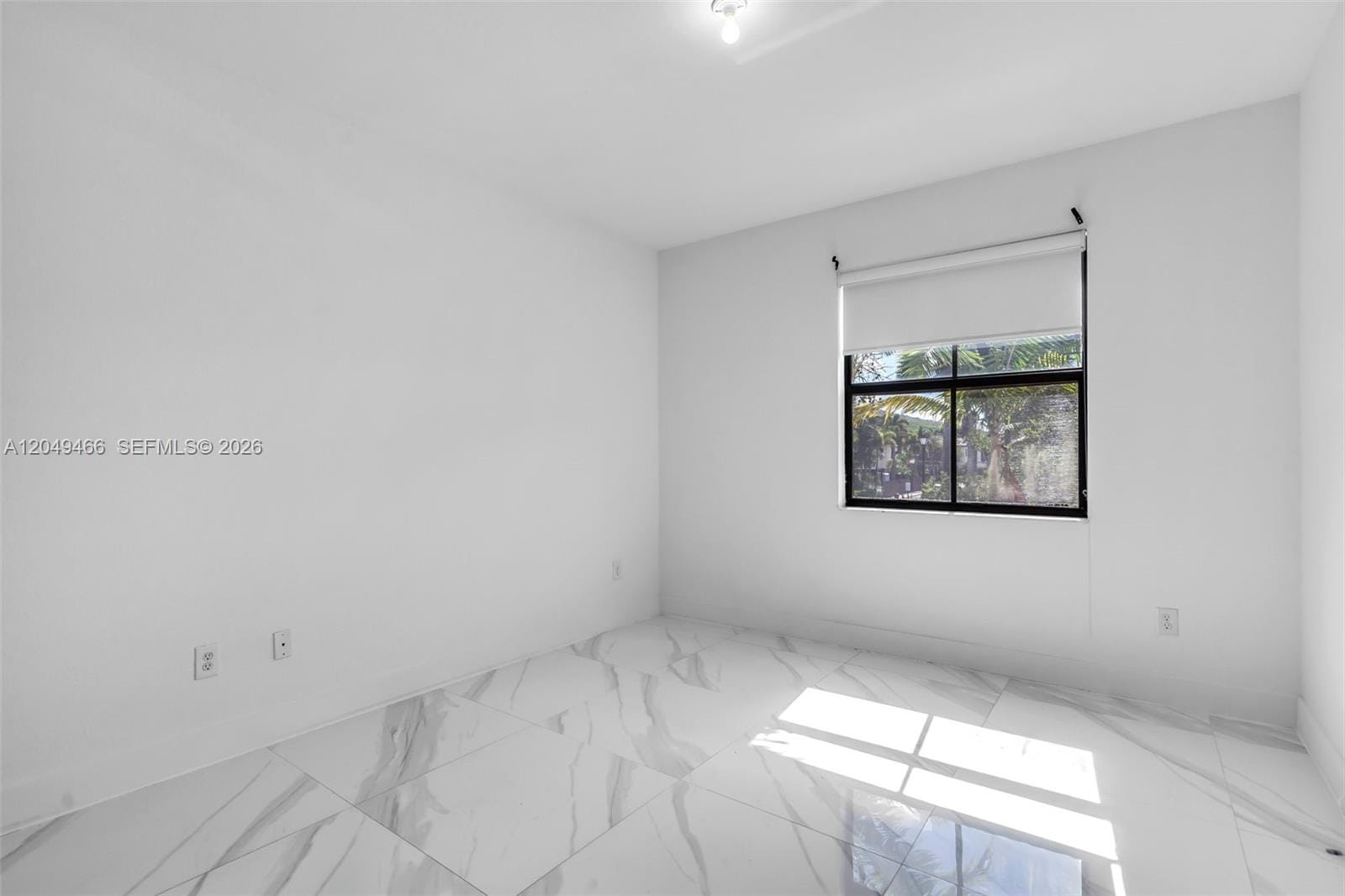 8850 NW 99th Path, Doral, FL 33178 photo 13