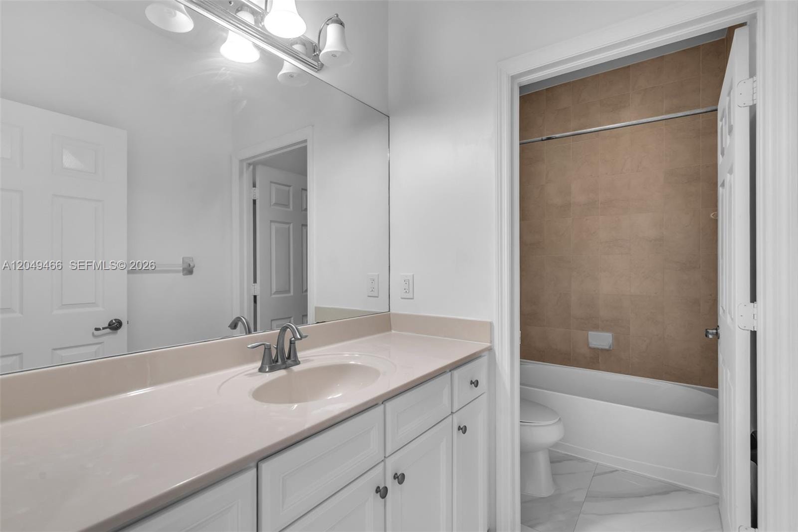 8850 NW 99th Path, Doral, FL 33178 photo 21