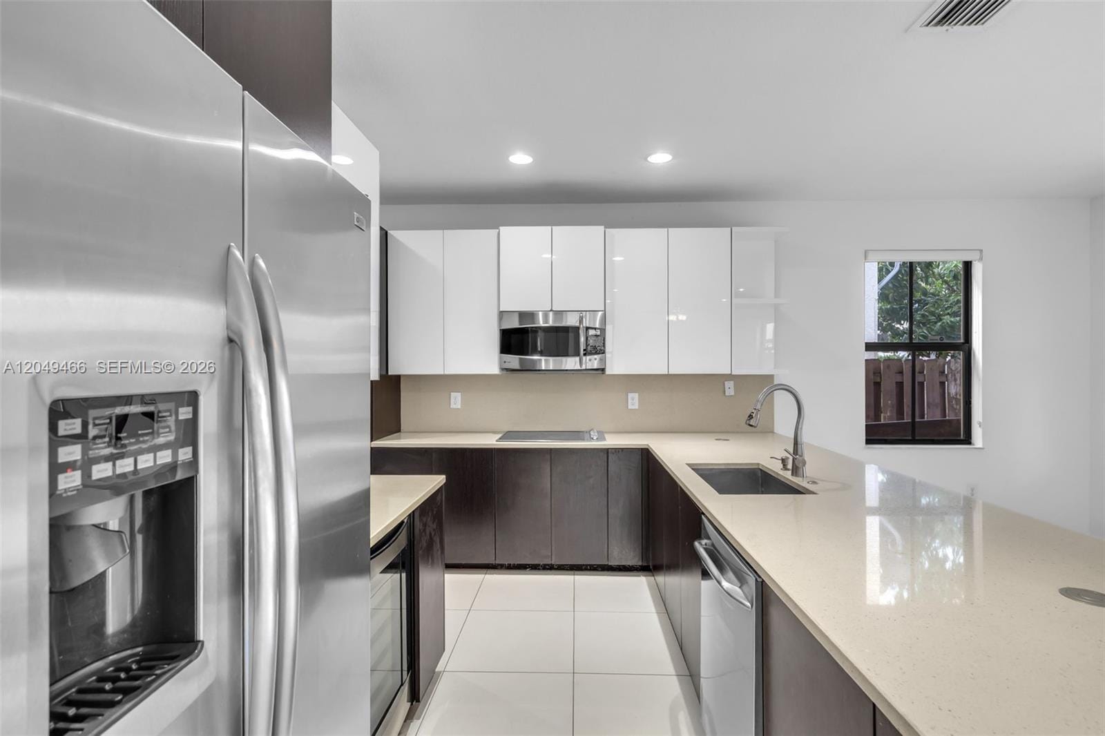 8850 NW 99th Path — photo 9
