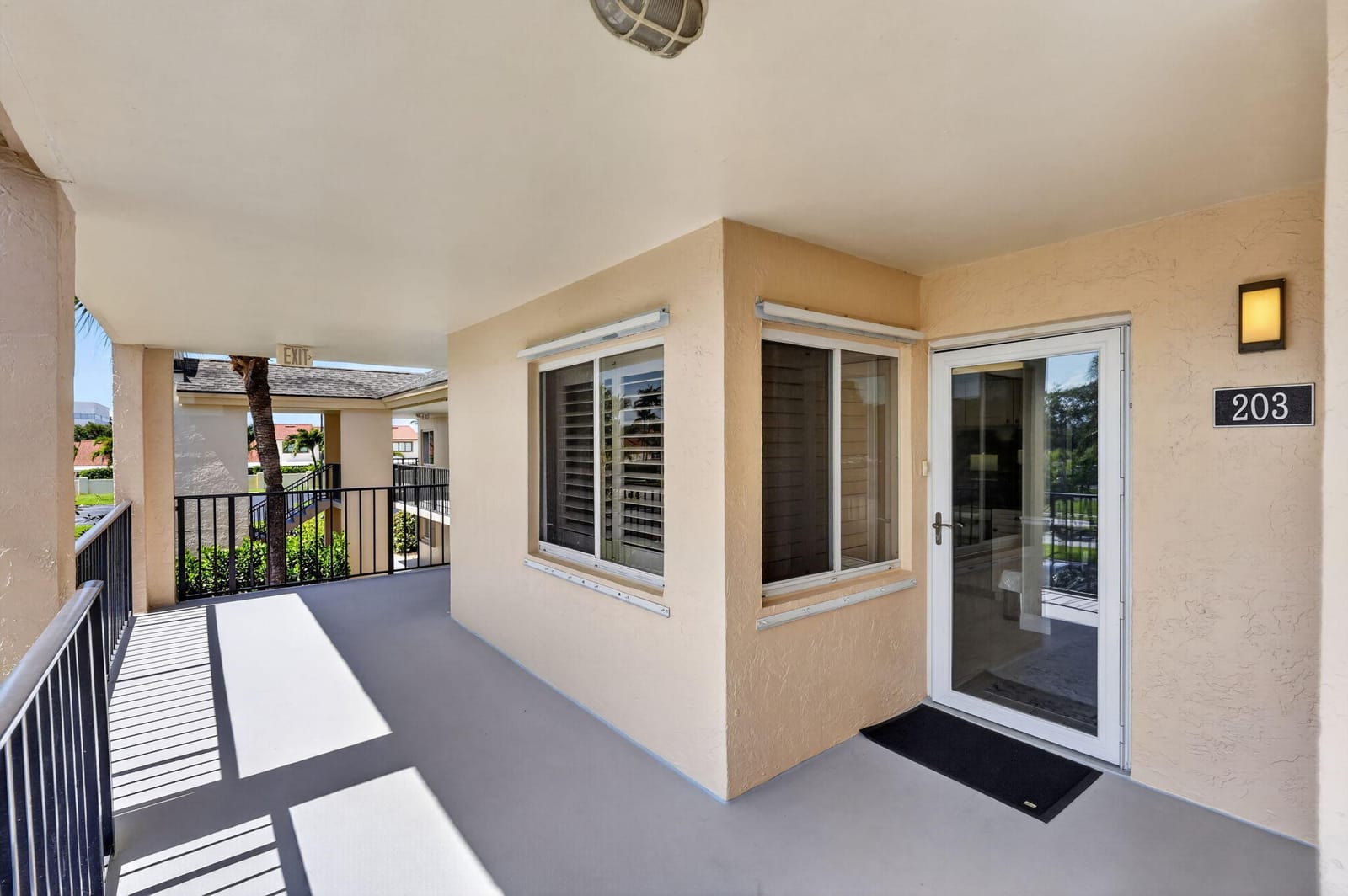 275 Palm Avenue D 203, Jupiter, FL 33477 photo 3