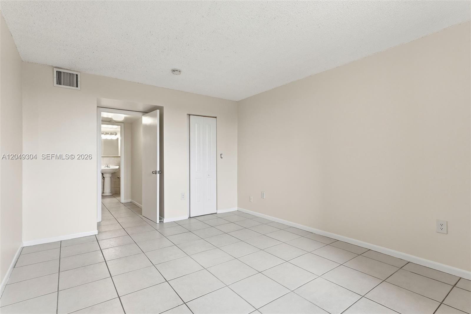 10425 SW 112th Avenue 302, Miami, FL 33176 photo 21