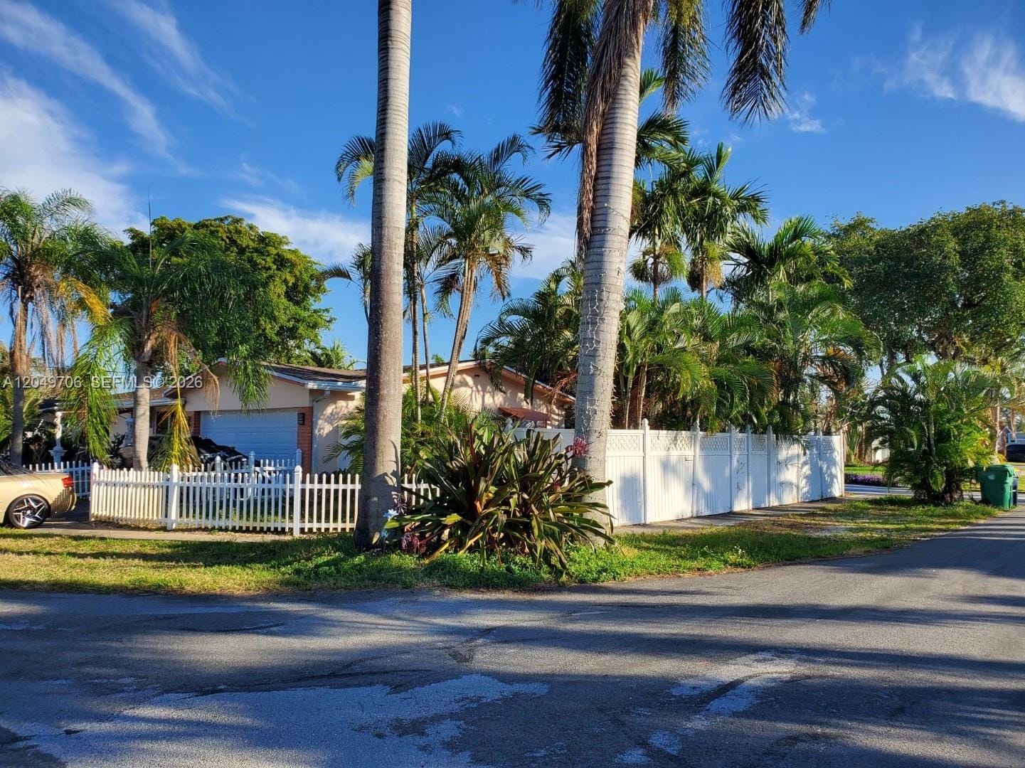 804 NW 8th Street, Dania Beach, FL 33004