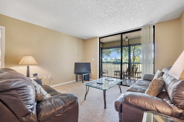 5530 NW 44th Street 216c, Inverwood, Lauderhill, FL