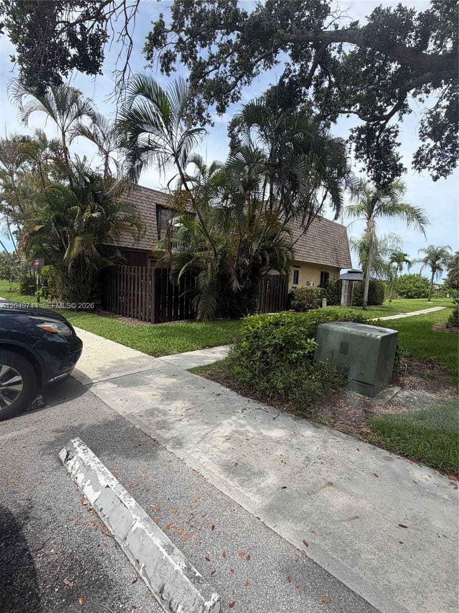 4804 Waterview Circle, Palm Springs, FL 33461 photo 15